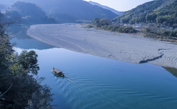 屋形船